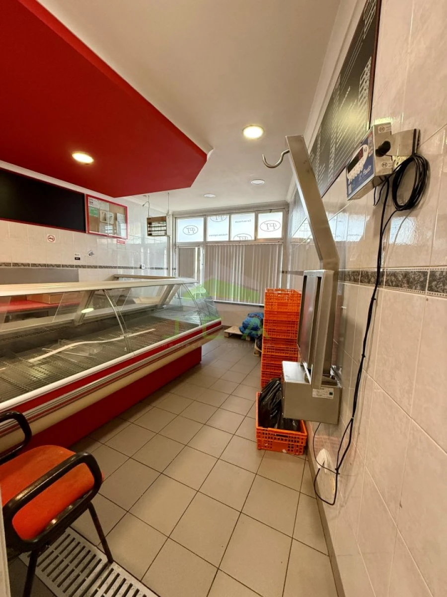 Loja para Cedência de Quotas em Milagres Foto 7