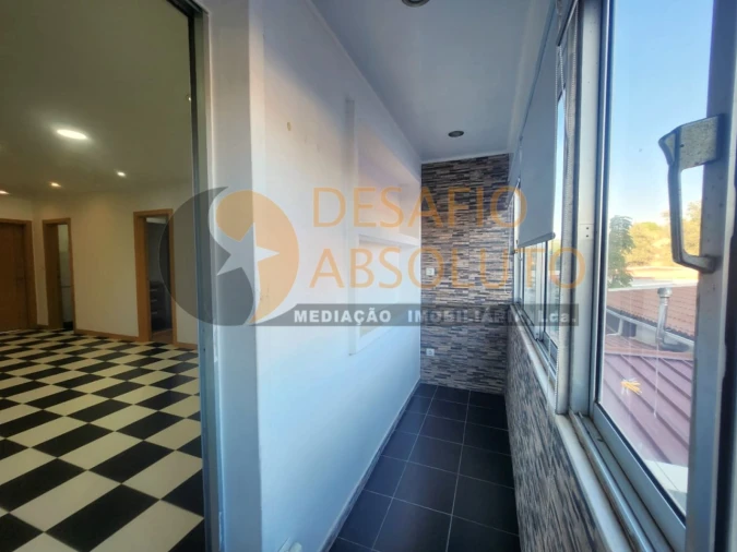 Apartamento T3 para Venda em Seixal, Arrentela e Aldeia de Paio Pires Foto 6