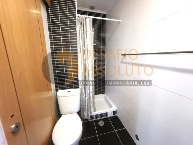 Apartamento T3 para Venda em Seixal, Arrentela e Aldeia de Paio Pires Foto 12