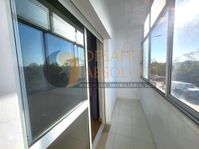 Apartamento T3 para Venda em Seixal, Arrentela e Aldeia de Paio Pires Foto 16