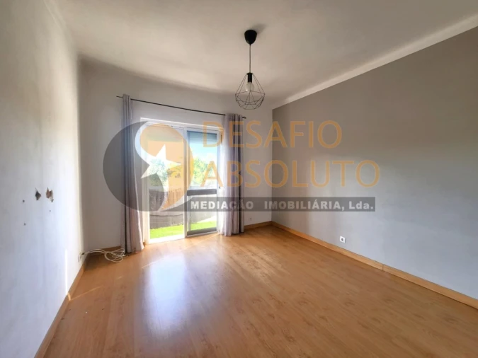 Apartamento T3 para Venda em Seixal, Arrentela e Aldeia de Paio Pires Foto 18