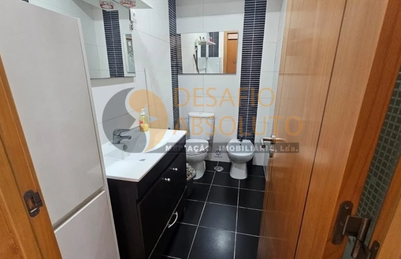 Apartamento T3 para Venda em Seixal, Arrentela e Aldeia de Paio Pires Foto 20