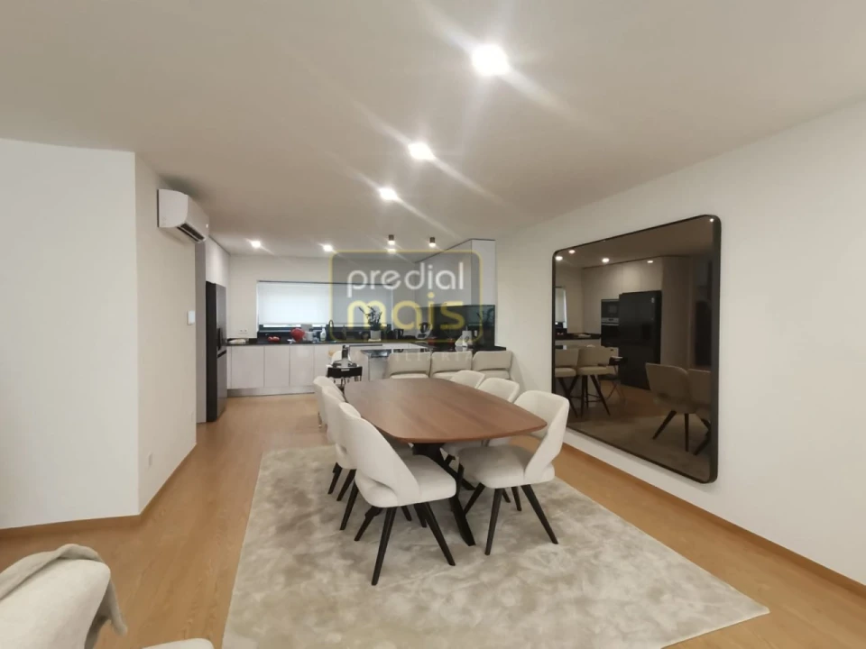 Moradia T3 para Venda em Gondifelos, Cavalões e Outiz Foto 8