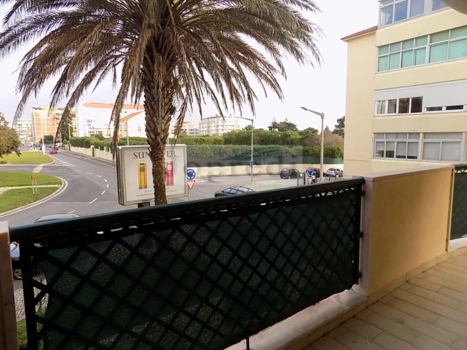 Apartamento T2 para Arrendamento em Carcavelos e Parede Foto 1