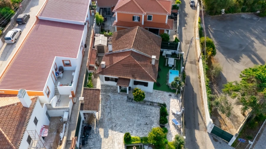 Moradia T3 para Venda em Rio de Mouro Foto 5