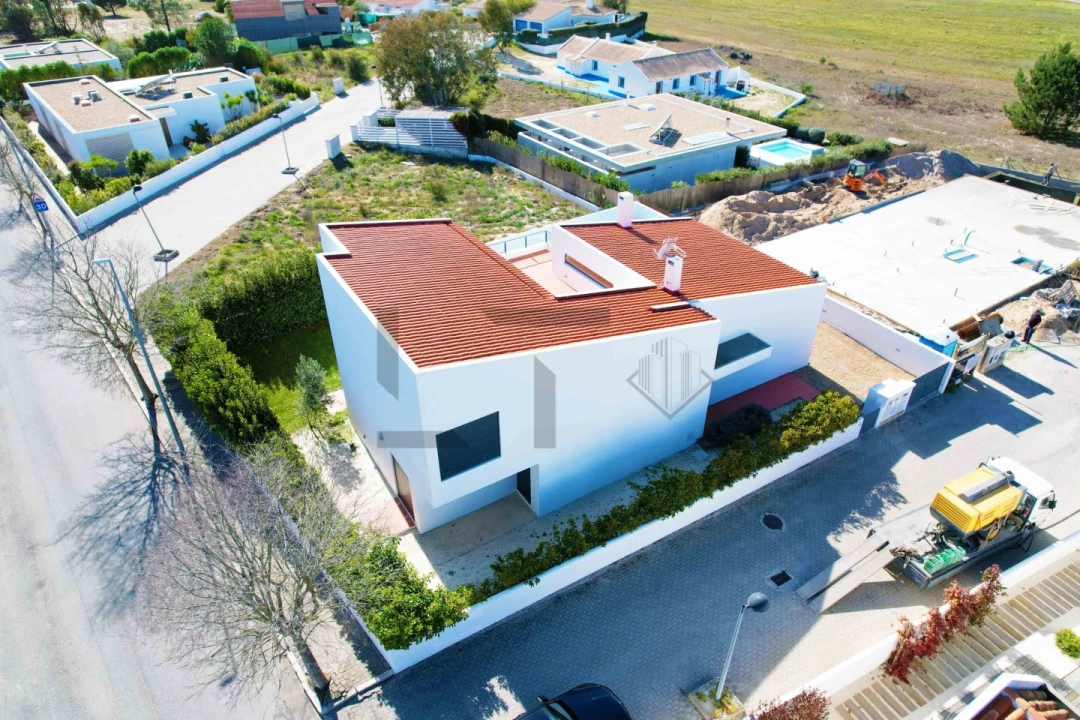 Moradia T4 para Venda em Comporta Foto 3