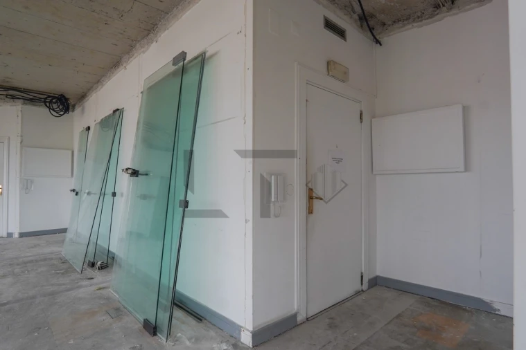 Escritório para Arrendamento em São Domingos de Benfica Foto 21