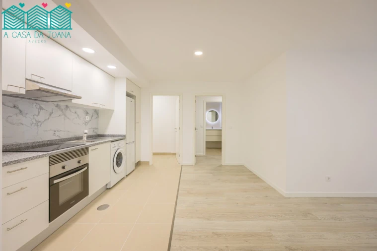 Apartamento T2 para Arrendamento em Aradas Foto 2