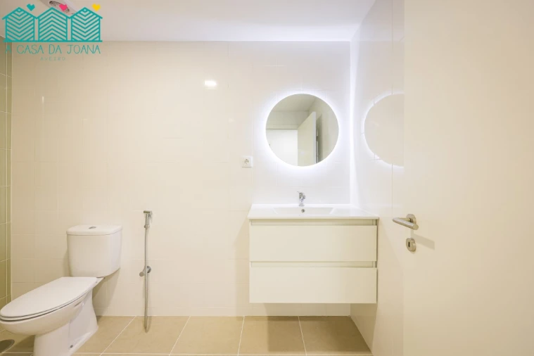 Apartamento T2 para Arrendamento em Aradas Foto 11