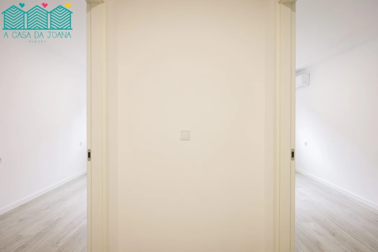 Apartamento T2 para Arrendamento em Aradas Foto 12