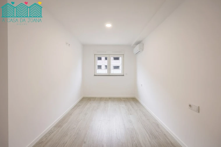 Apartamento T2 para Arrendamento em Aradas Foto 13