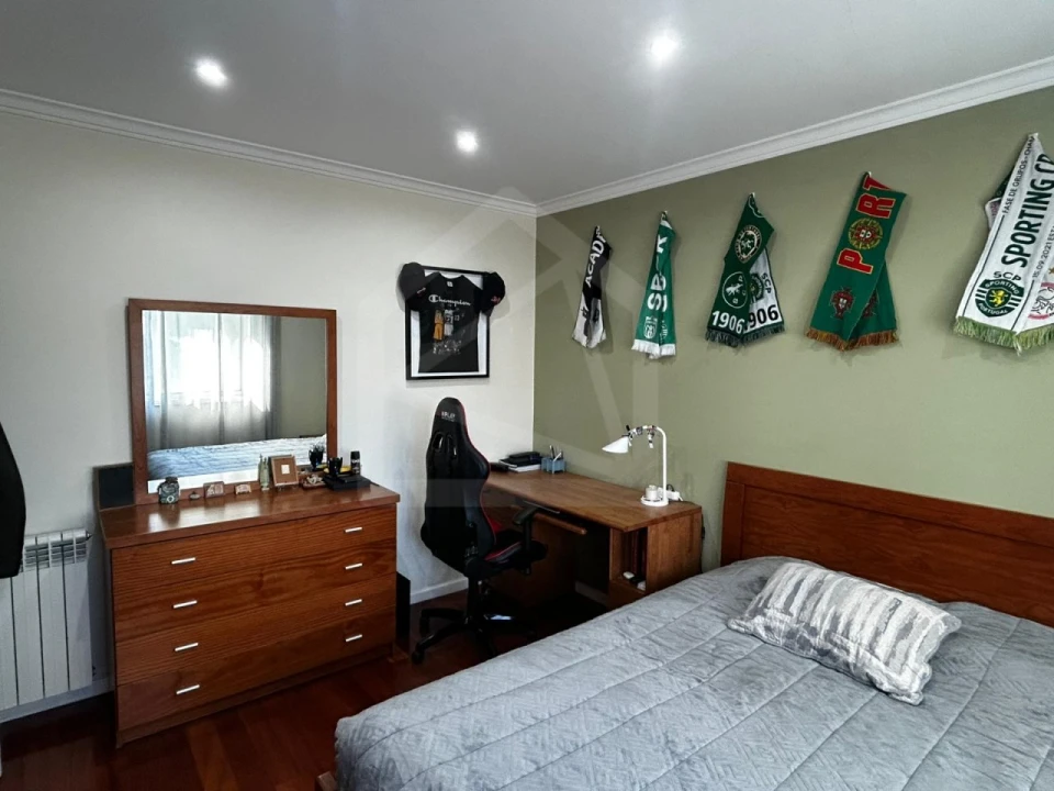 Moradia T3 para Venda em Escapães Foto 33