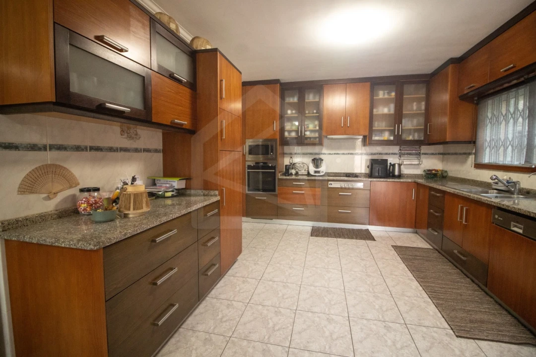 Moradia T3 para Venda em Escapães Foto 12