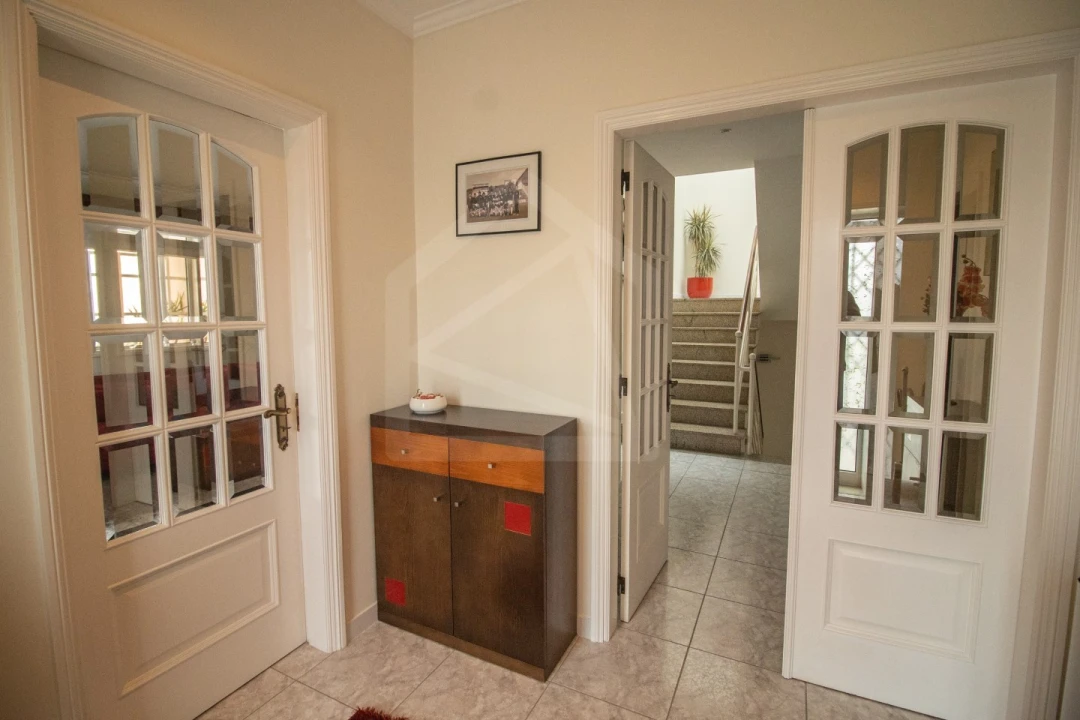 Moradia T3 para Venda em Escapães Foto 16