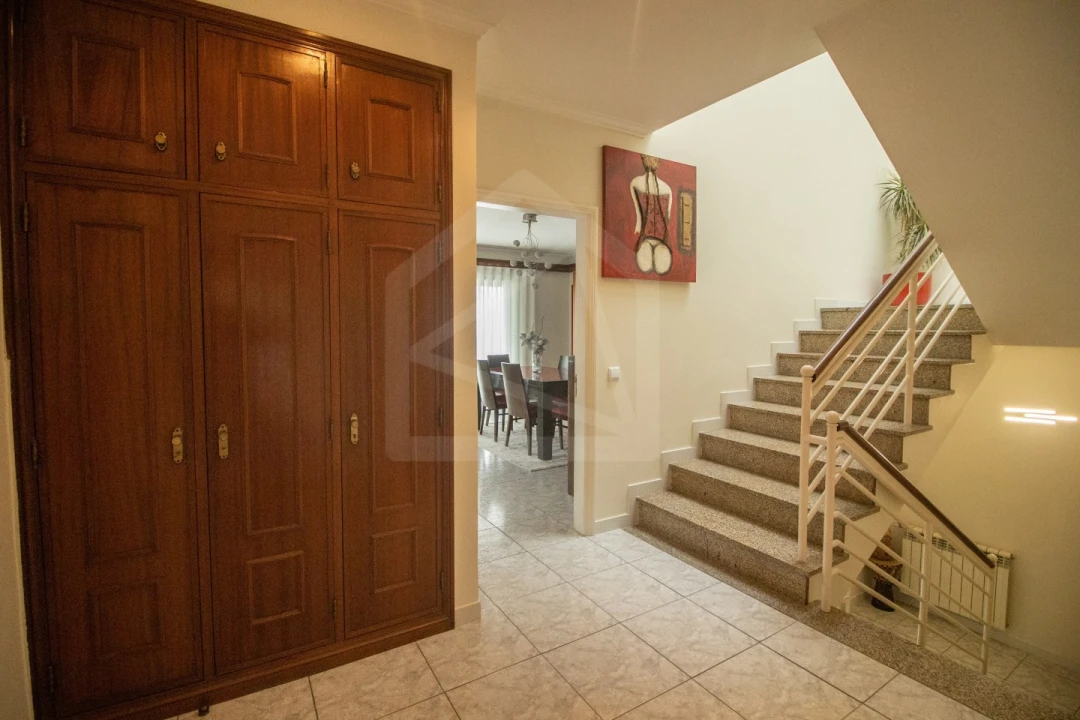 Moradia T3 para Venda em Escapães Foto 17