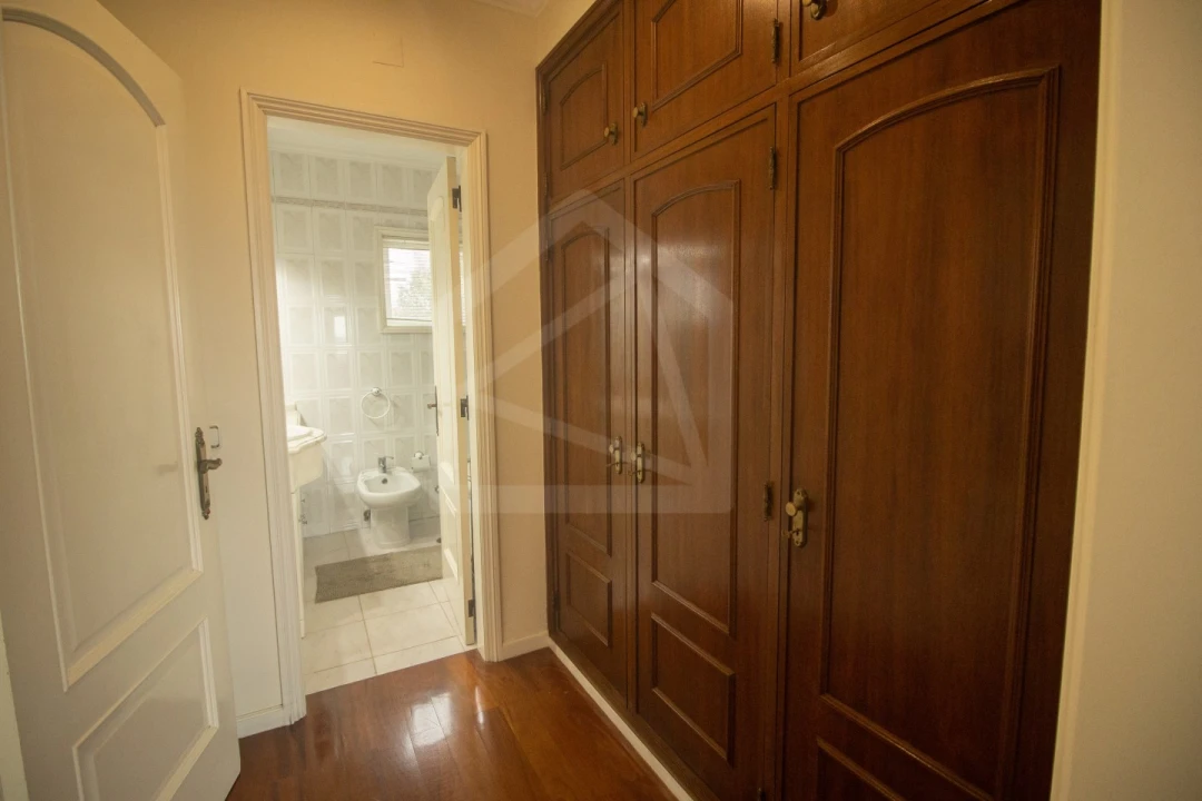 Moradia T3 para Venda em Escapães Foto 28