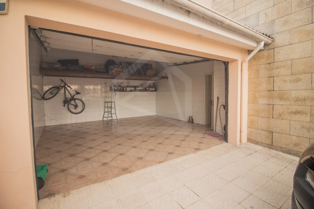 Moradia T3 para Venda em Escapães Foto 60