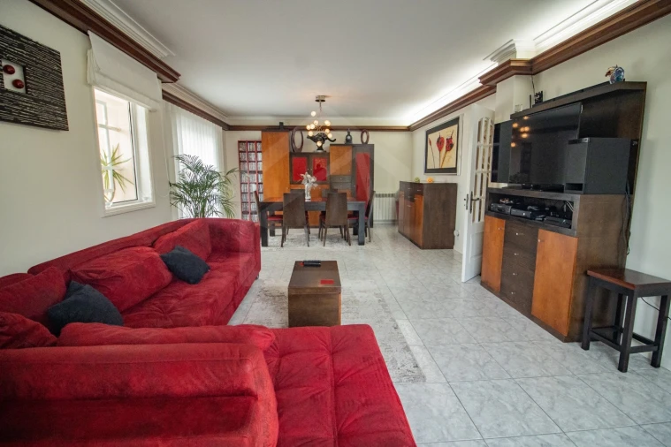 Moradia T3 para Venda em Escapães Foto 6