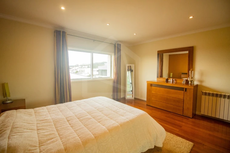 Moradia T3 para Venda em Escapães Foto 26