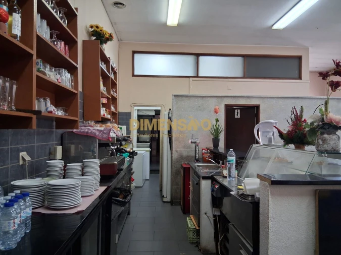 Loja para Trespasse em Custóias, Leça do Balio e Guifões Foto 6