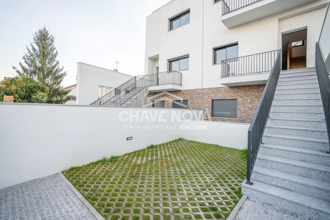 Apartamento T1 para Arrendamento em Alfena Foto 7