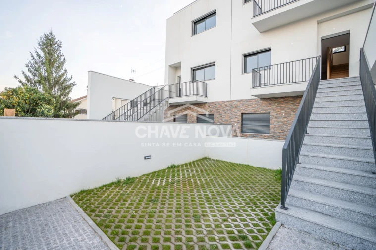 Apartamento T1 para Arrendamento em Alfena Foto 7