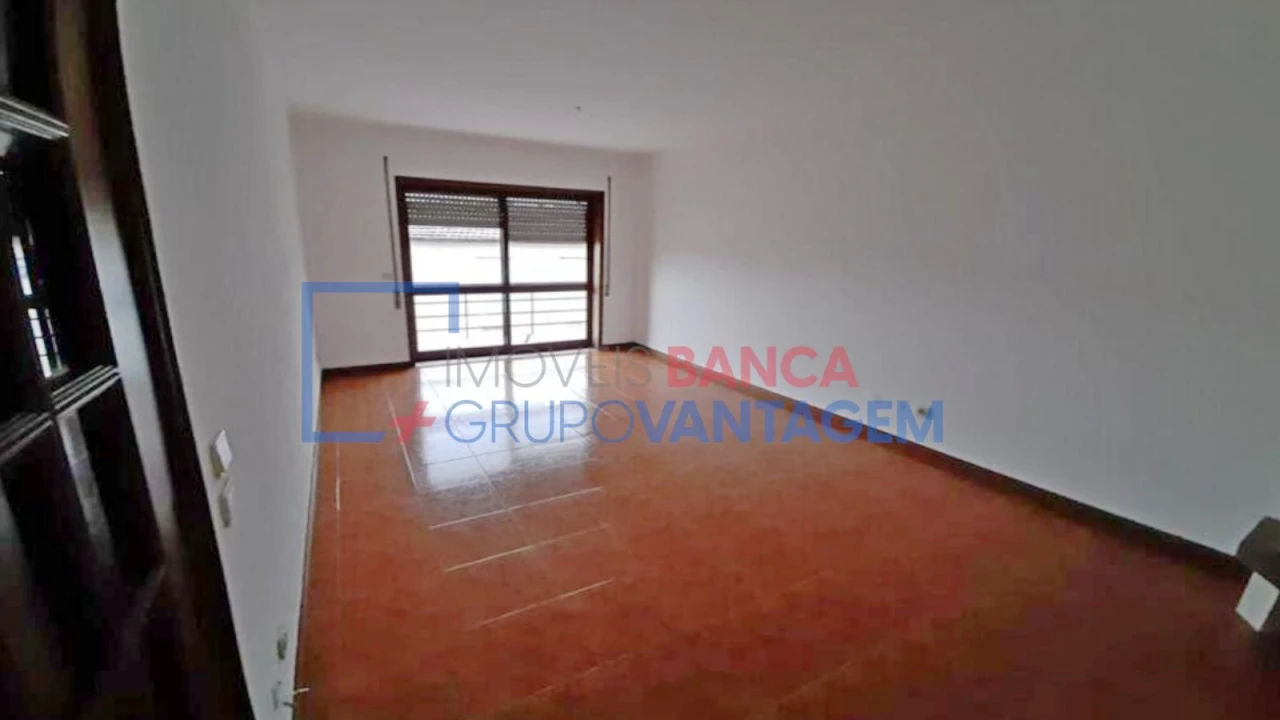 Apartamento T2 para Venda em Ermesinde Foto 7