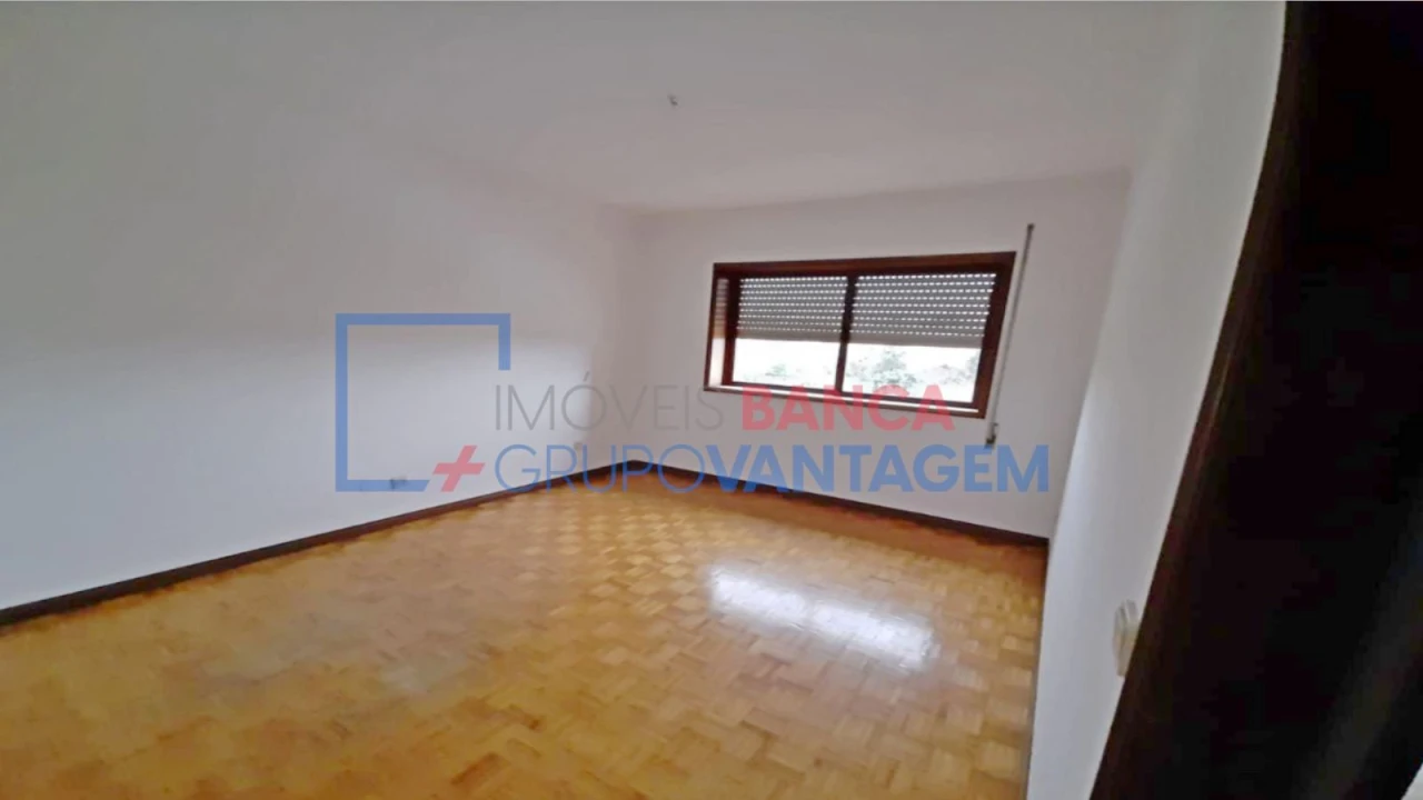 Apartamento T2 para Venda em Ermesinde Foto 9