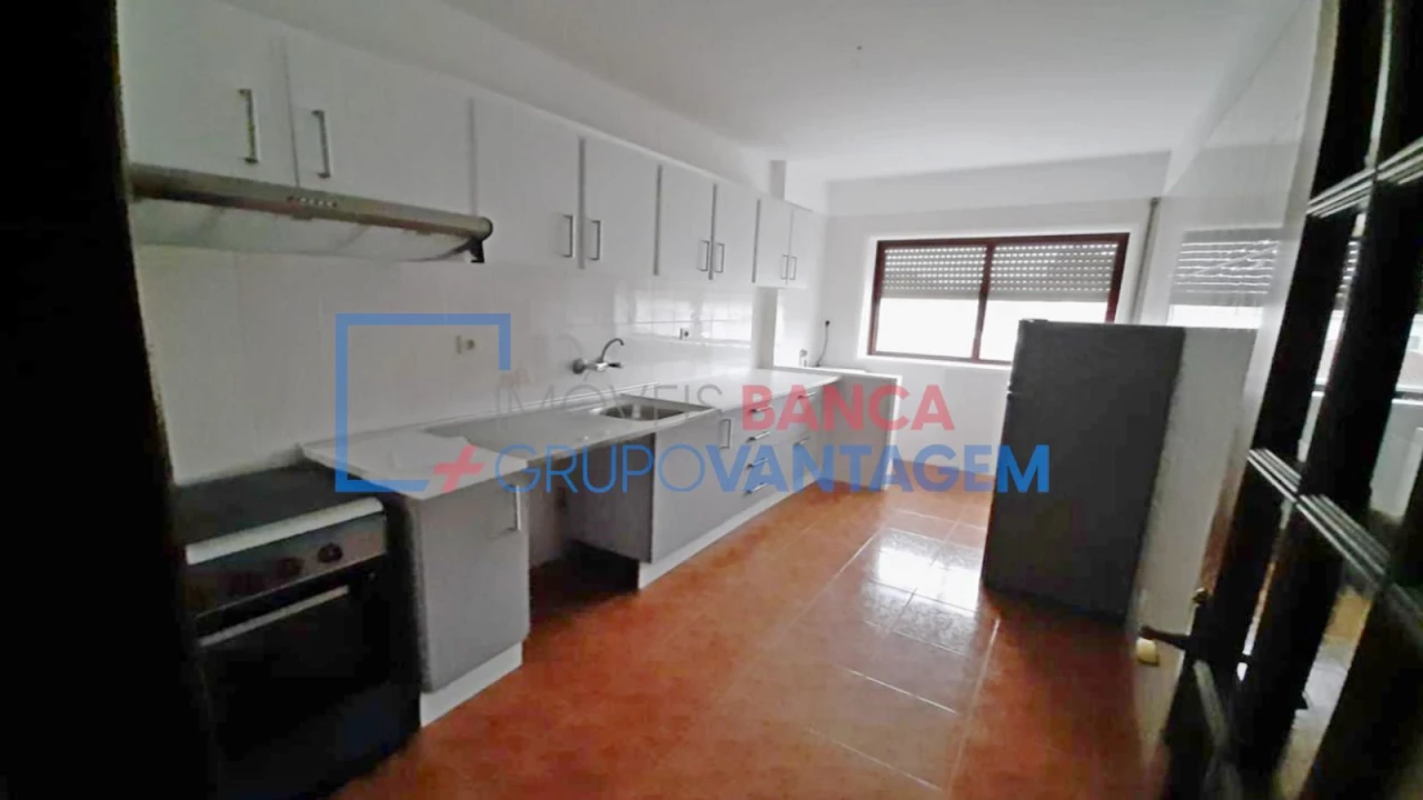 Apartamento T2 para Venda em Ermesinde Foto 11
