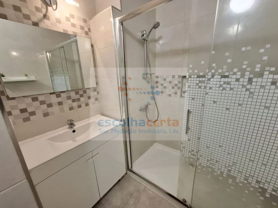 Apartamento T1 para Venda em União das Freguesias de Setúbal Foto 17