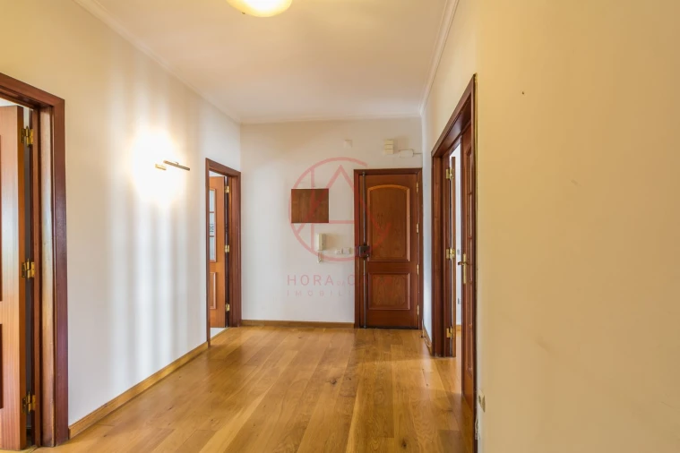 Apartamento T3 para Venda em Barreiro e Lavradio Foto 11