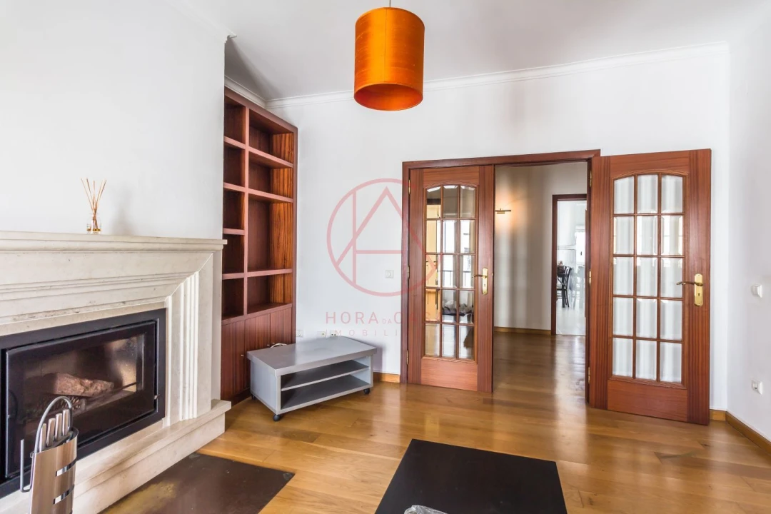 Apartamento T3 para Venda em Barreiro e Lavradio Foto 1