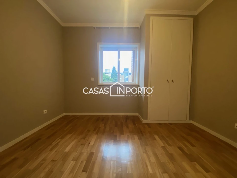 Apartamento T2 para Arrendamento em Matosinhos e Leça da Palmeira Foto 13