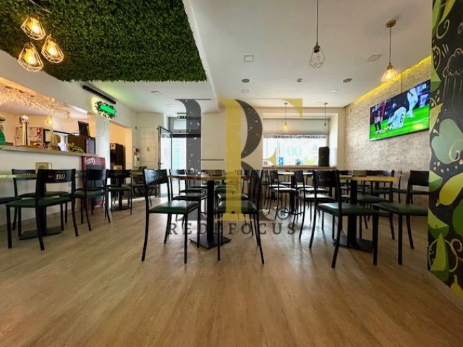 Loja para Trespasse em Santa Maria da Feira, Travanca, Sanfins e Espargo Foto 5