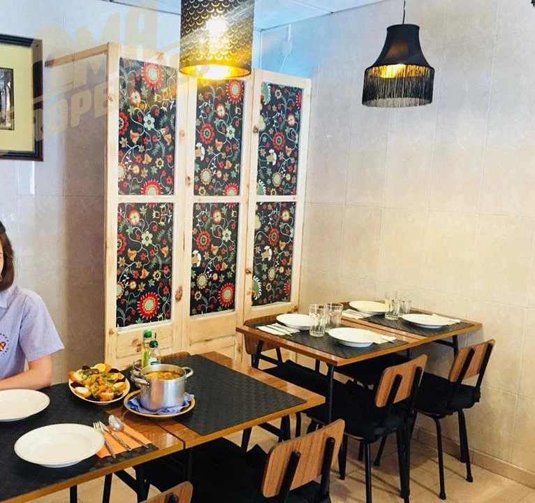 Loja para Arrendamento em Santo António Foto 1