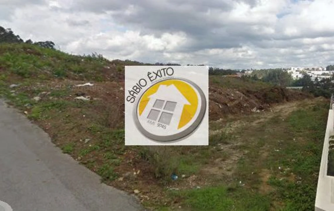 Terreno para Venda em Vila de Cucujães Foto 4