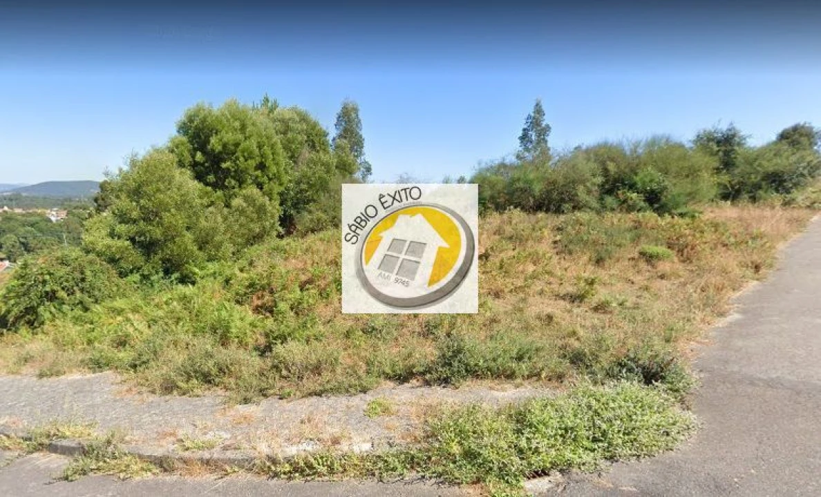 Terreno para Venda em Vila de Cucujães Foto 2