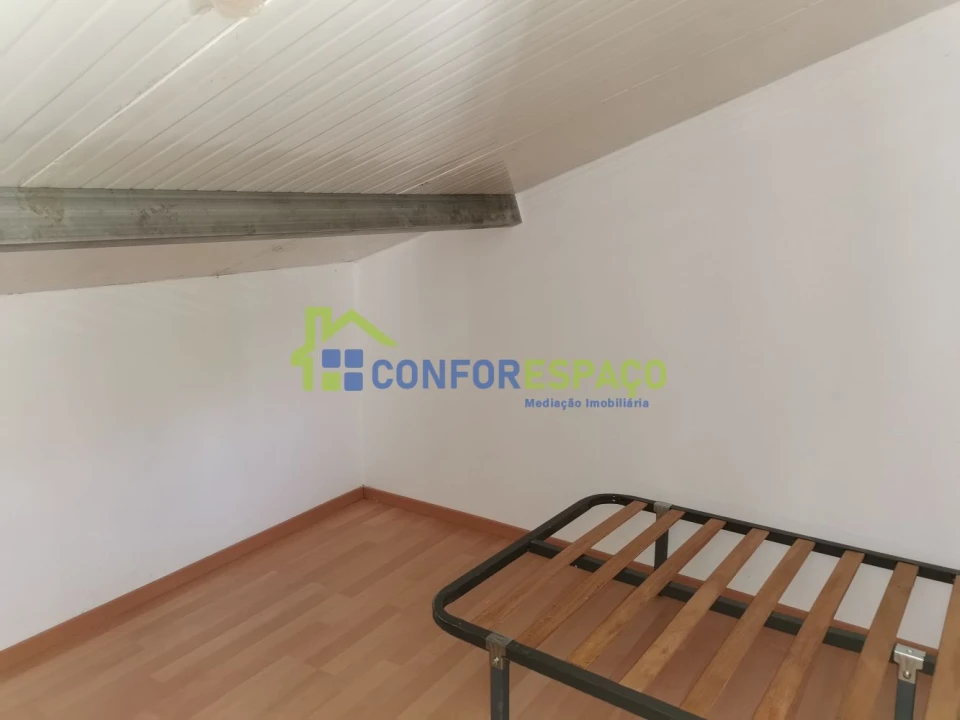 Moradia T3 para Arrendamento em Castelo Branco Foto 12