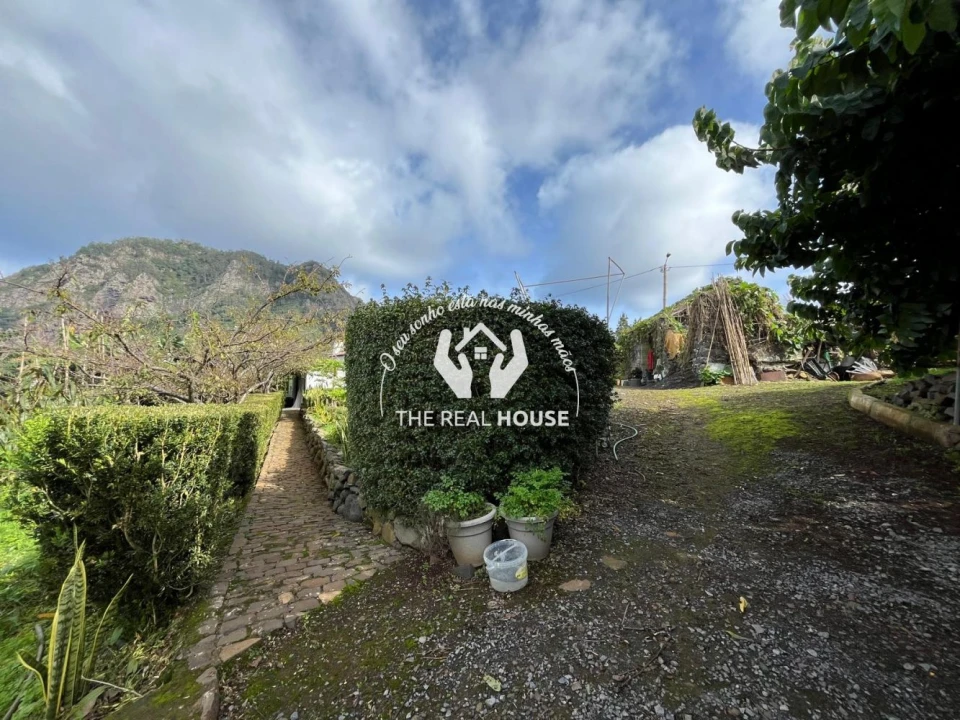 Terreno para Venda em Porto da Cruz Foto 17
