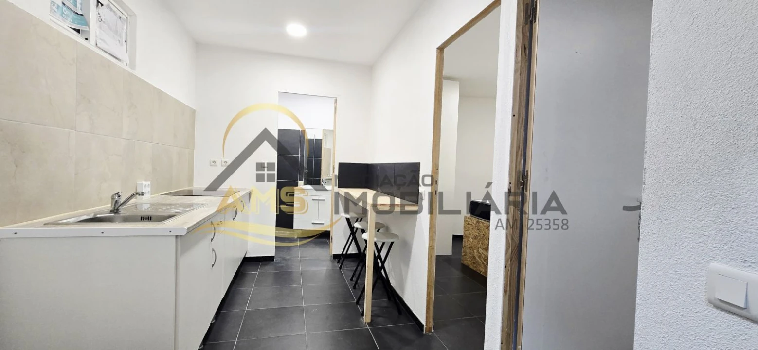 Loja para Venda em Azurem Foto 7