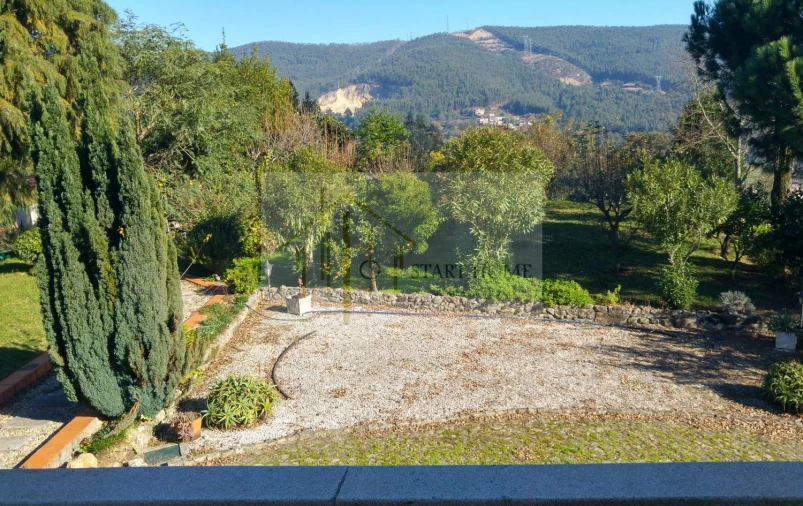 Moradia T3 para Venda em Ossela Foto 40