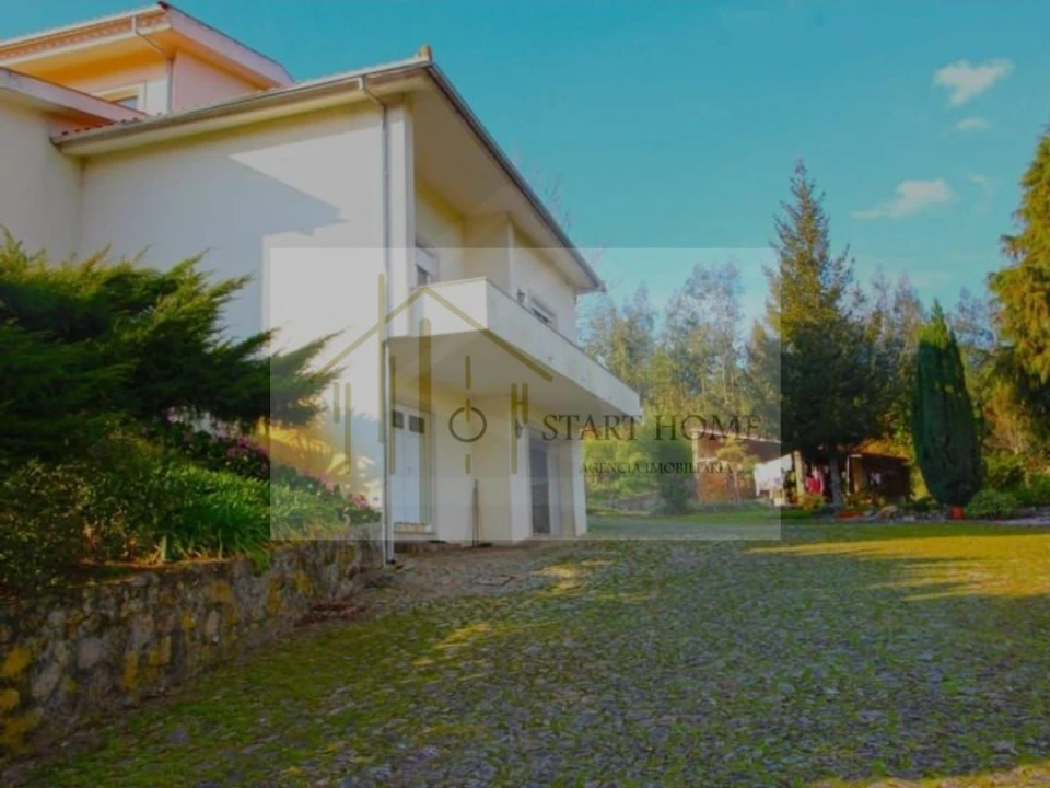 Moradia T3 para Venda em Ossela Foto 49