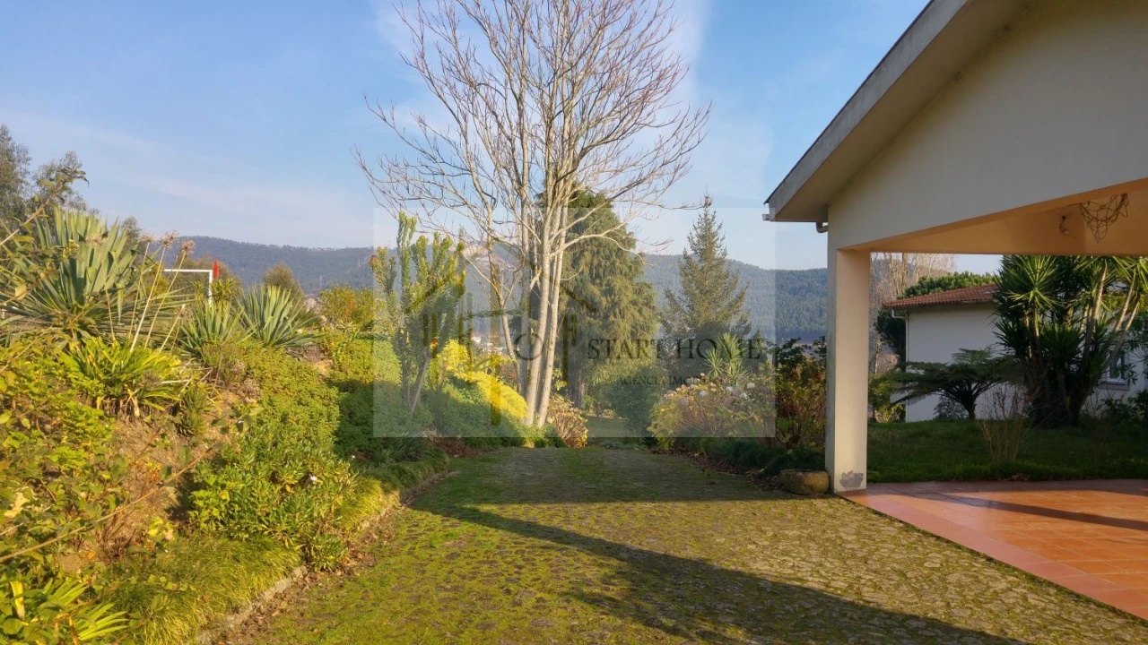 Moradia T3 para Venda em Ossela Foto 44