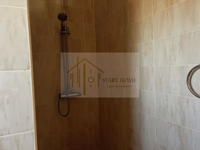 Moradia T5 para Venda em Valega Foto 28