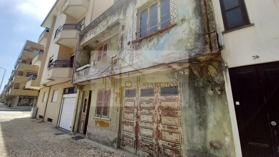 Moradia T4 para Venda em Ovar, São João, Arada e São Vicente de Pereira Jusã Foto 1