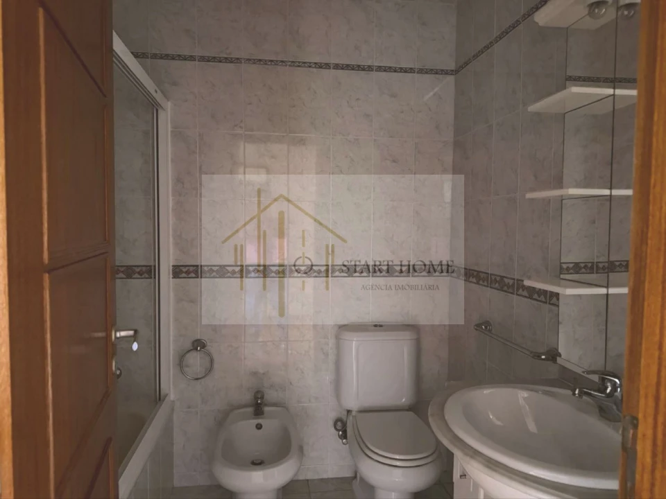 Apartamento T3 para Venda em Ovar, São João, Arada e São Vicente de Pereira Jusã Foto 8