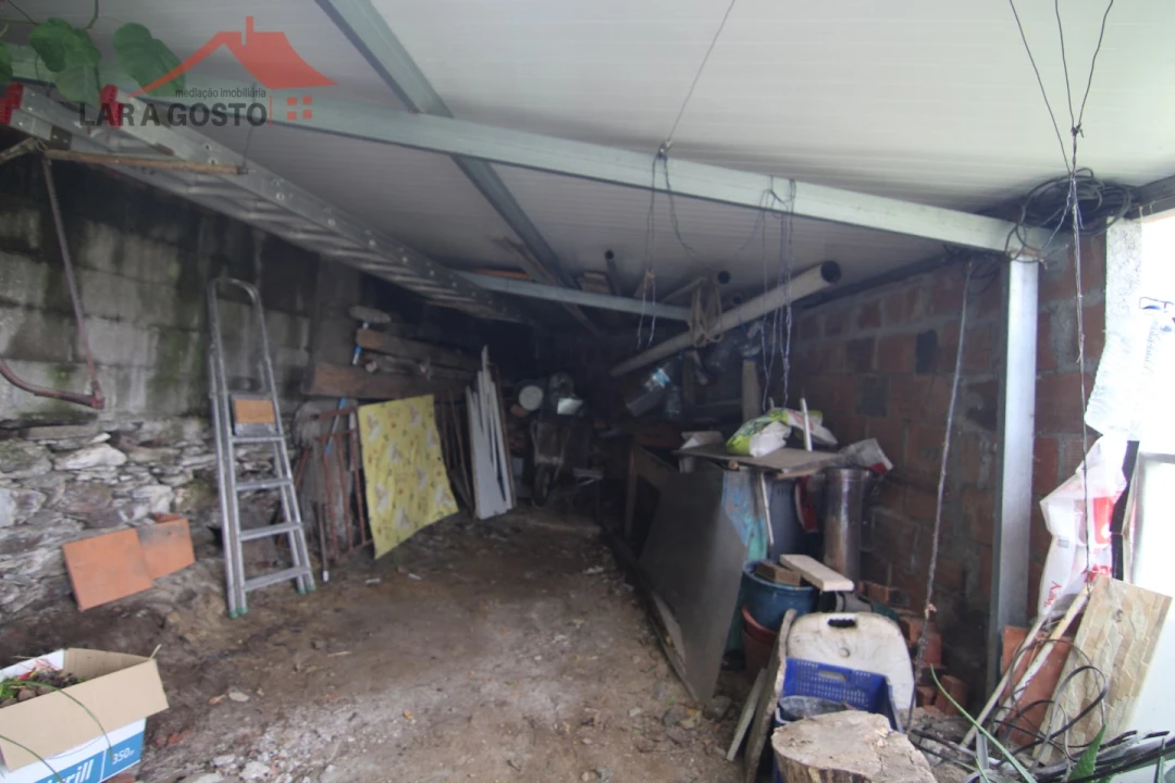 Moradia T4 para Venda em Arcas Foto 33