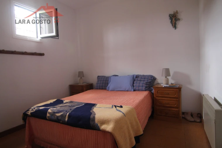 Moradia T4 para Venda em Arcas Foto 23