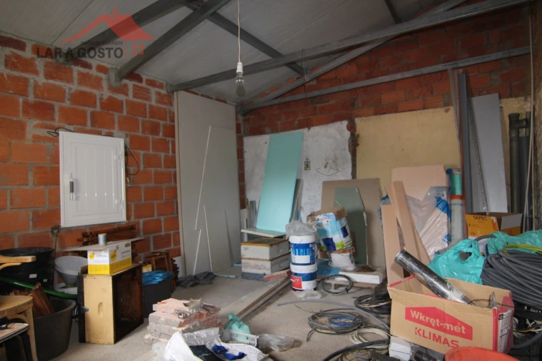 Moradia T4 para Venda em Arcas Foto 27