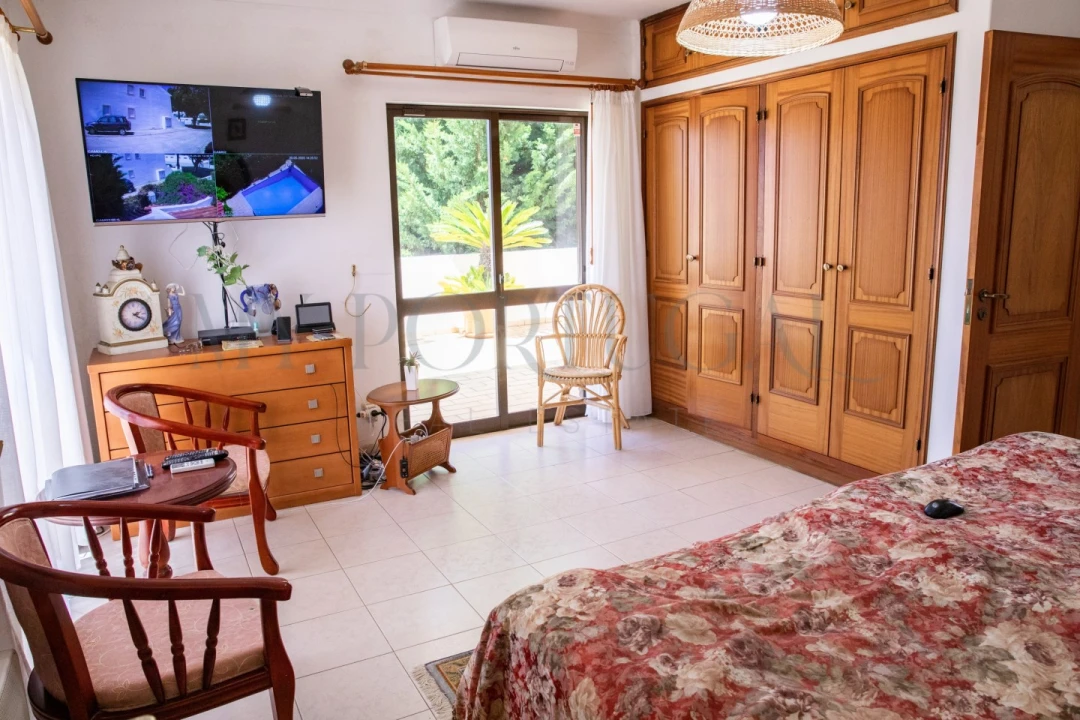 Moradia T3 para Venda em Albufeira e Olhos de Água Foto 33